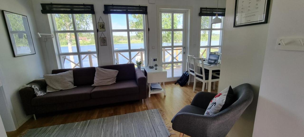 Mysig Stuga Med Sjoetomt, Naera Jaervsoebacken Exterior foto